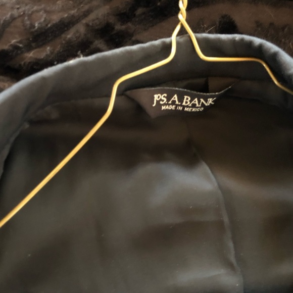 Jos. A. Bank Suit Traveler’s Collection - Picture 6 of 6